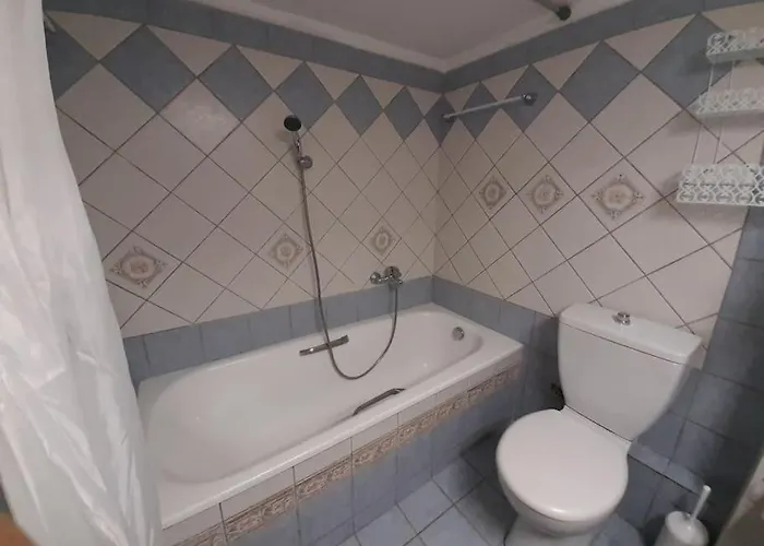 Spacious And Comfy Appartement Nea Moudania